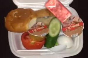 Возмутившийся качеством питания полицейский уволен из МВД РФ