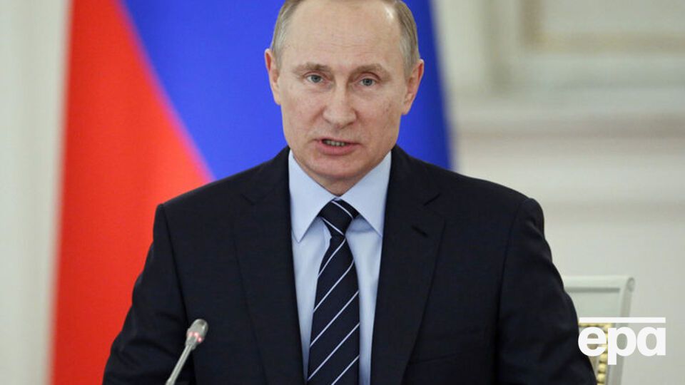 "Коммерсантъ": Проверка войск, организованная Путиным, рассматривалась как ответ на инцидент с "украинскими диверсантами" в Крыму