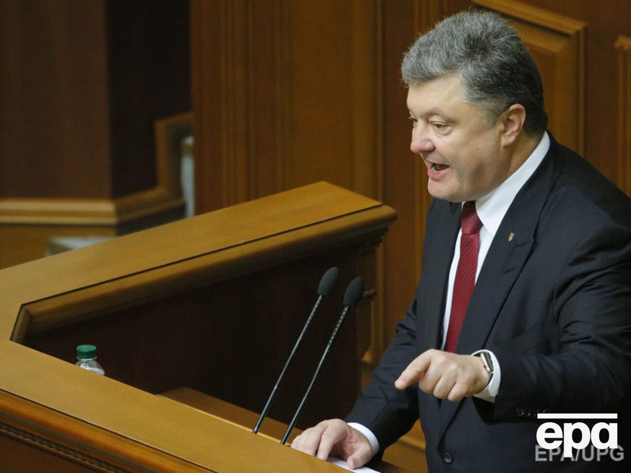 Нынешнего финансирования армии недостаточно, констатировал президент
