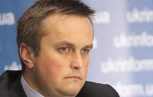 Холодницкий сказал, что о передвижениях Чауса правоохранители знали, но задержать его не имели права