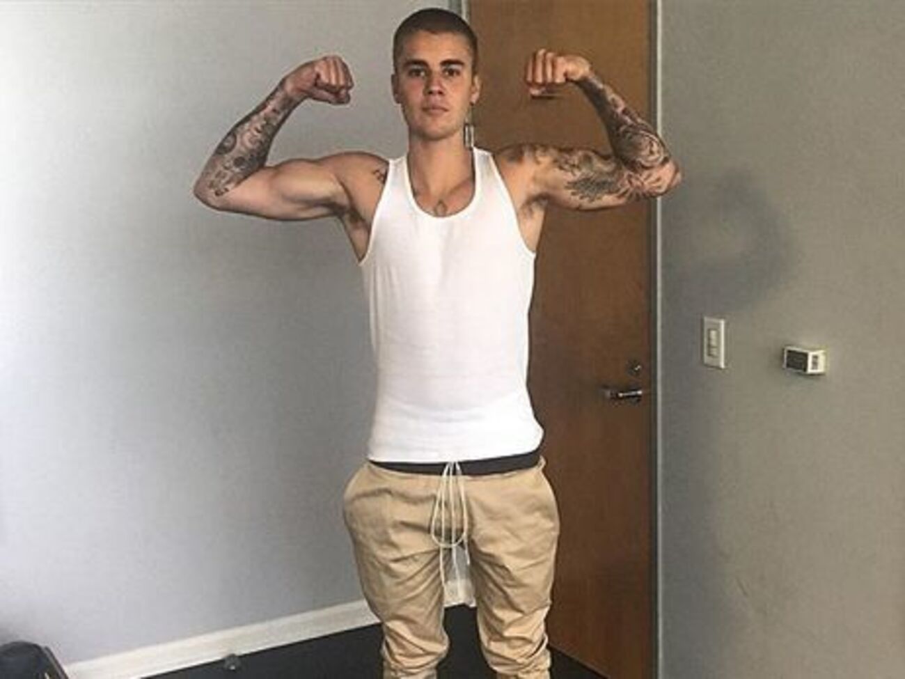 На страницу собаки Бибера Тодда подписаны почти 40 тыс. пользователей