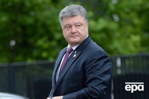 Порошенко заверил, что децентрализация пока рассматриваться не будет