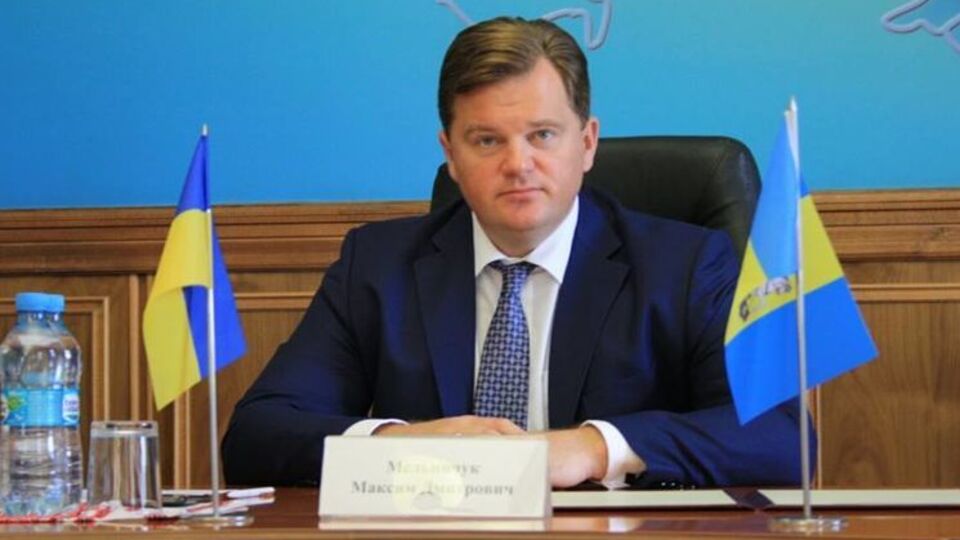 Мельничук не подтвердил и не опроверг сведения о своем увольнении
