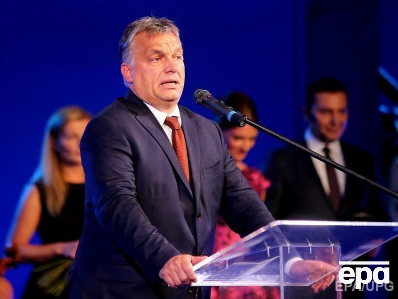 Орбан призвал как можно скорее предоставить безвизовый режим Украине