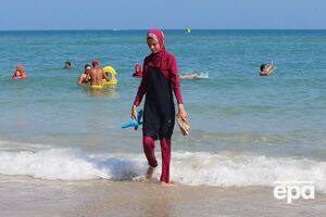 На Корсике запрет на буркини действителен