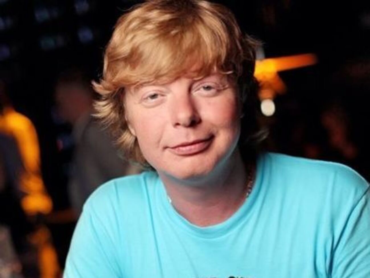 Певец проходит лечение в стационаре