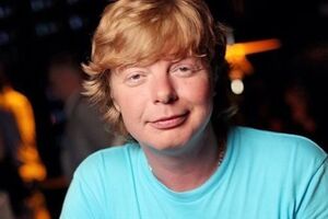 Певец проходит лечение в стационаре