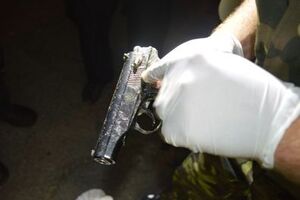 В СБУ отмечают, что террористы тщательно готовили преступление: они определили места для закладки взрывных устройств, нашли взрывчатку и огнестрельное оружие