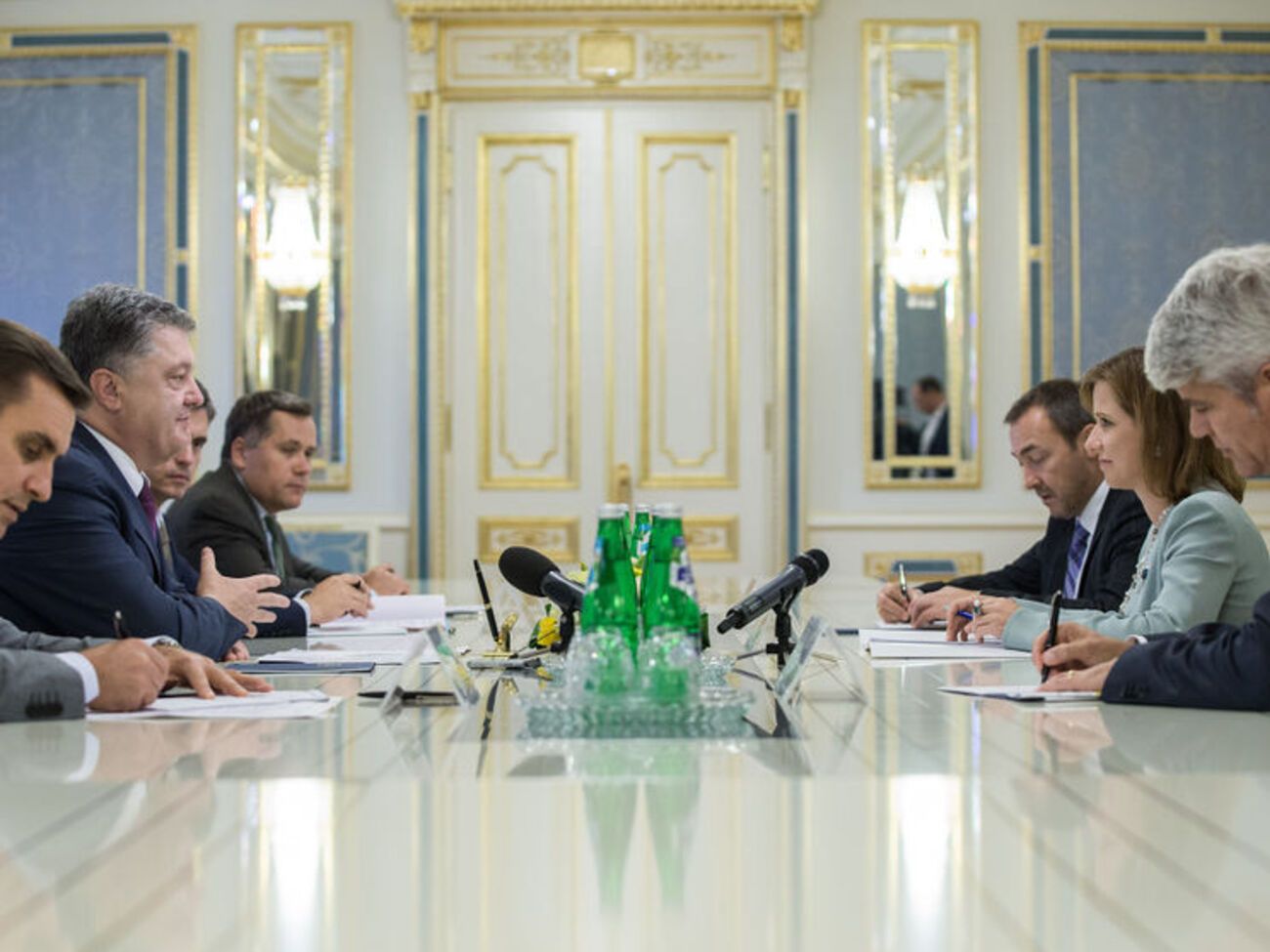 Глава Нацсовета Швейцарии Криста Марквальдер прибыла в Украину по приглашению Петра Порошенко