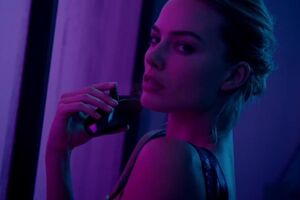 Марго Робби впервые сотрудничает с Calvin Klein