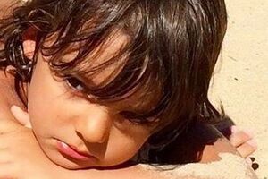 Фото Мартина на пляже было сделано в Сочи