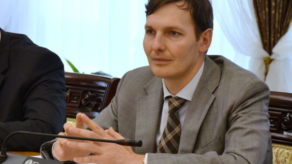 Енин сообщил, что Панама временно арестовала Каськива