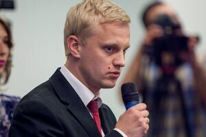 Виталий Шабунин: Правки Донец позволяют спрятать имущество, нажитое коррупционным путем, а именно записать его на третьих лиц и не указать в декларации право пользования этим имуществом