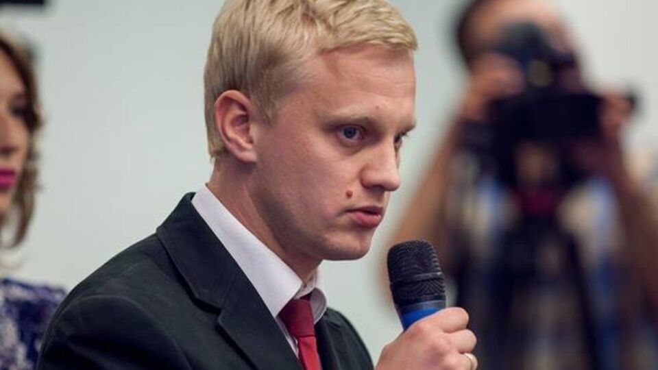Виталий Шабунин: Правки Донец позволяют спрятать имущество, нажитое коррупционным путем, а именно записать его на третьих лиц и не указать в декларации право пользования этим имуществом