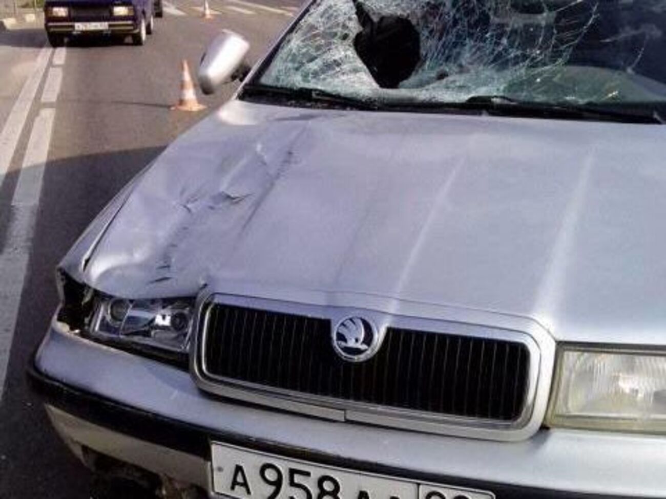 Местный житель утверждает, что за рулем автомобиля был российский военный