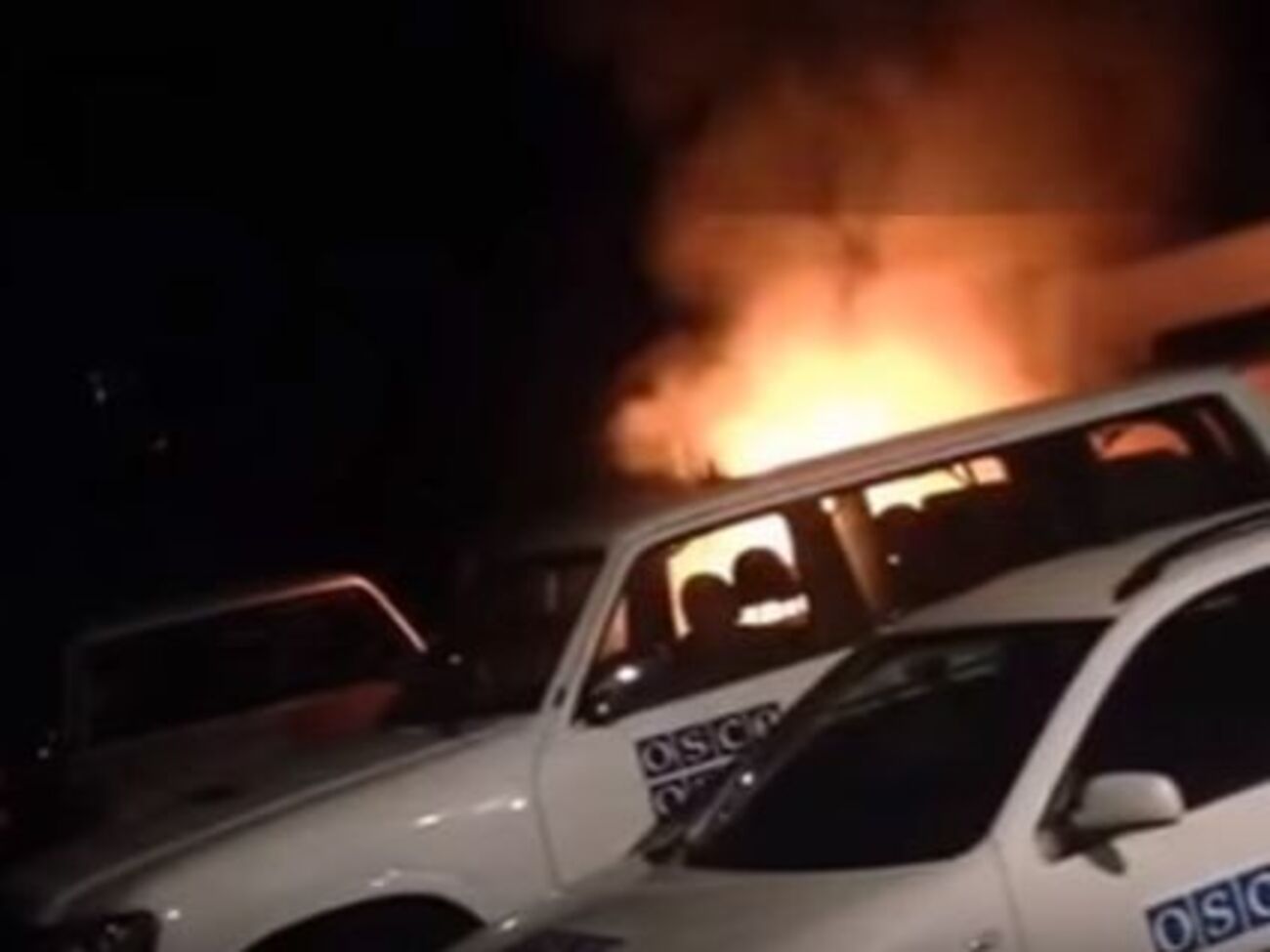 Полиция ищет поджигателя авто миссии ОБСЕ