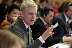 Виталий Шабунин: Лещенко де-юре объяснил происхождение своих денег, новую квартиру не прятал, а оформил на себя. В то время как большинство его критиков поступают по-другому