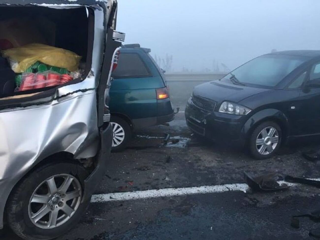 Во Львовской области столкнулись 12 авто