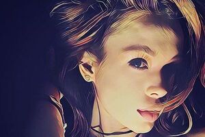 Яремчук снялась в фотосете с лошадью