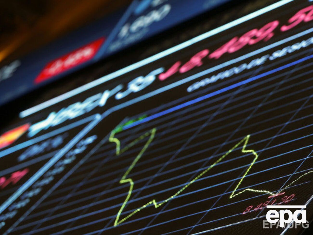 В минэкономразвития РФ заявили, что ВВП страны продолжит падение