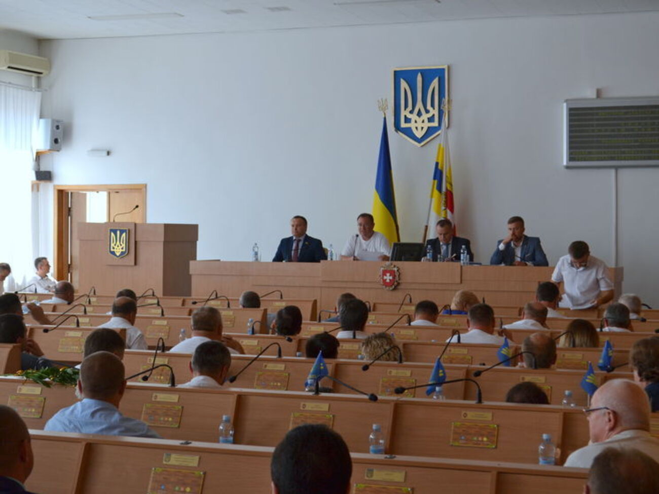 Ровненский облсовет просит президента снова присвоить Бандере звание Героя Украины