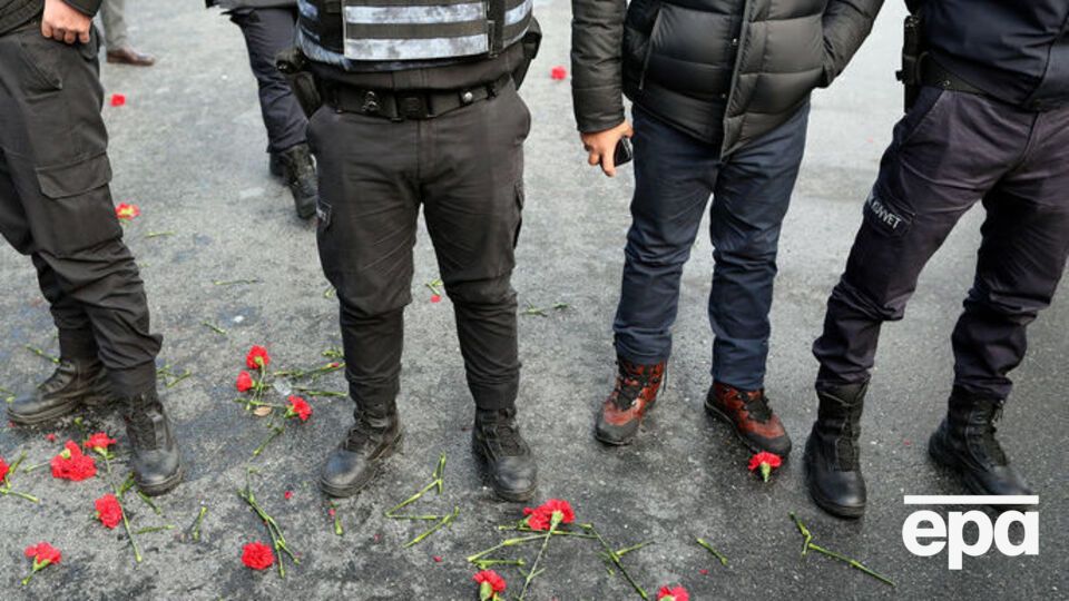 Мужчина охранял ночной клуб во время нападения