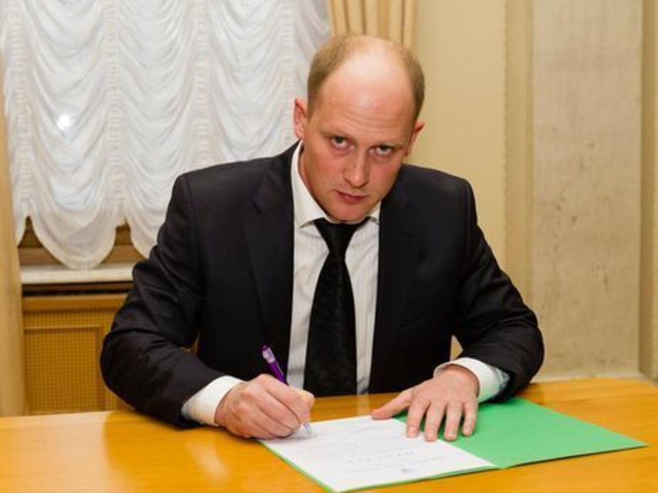 Каплин просит провести проверку правомерности применения Пашинским огнестрельного оружия