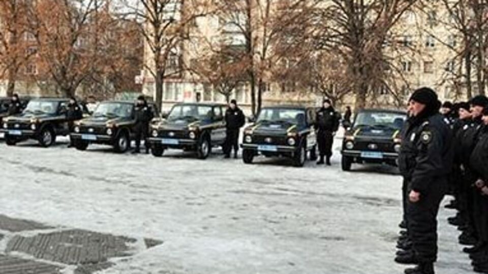 Левун: А какой еще автомобиль может заехать в поле?