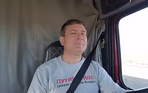 Вадим Дубовский: Хоть борт был надежный, военный, взлететь высоко не успел, и песню "Вежливые люди" ансамбль уже рыбкам допел