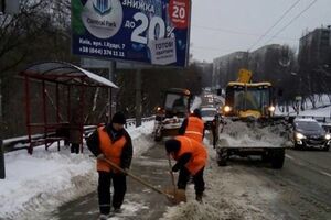 Въезд для грузовиков в Киев ограничат для уборки снега