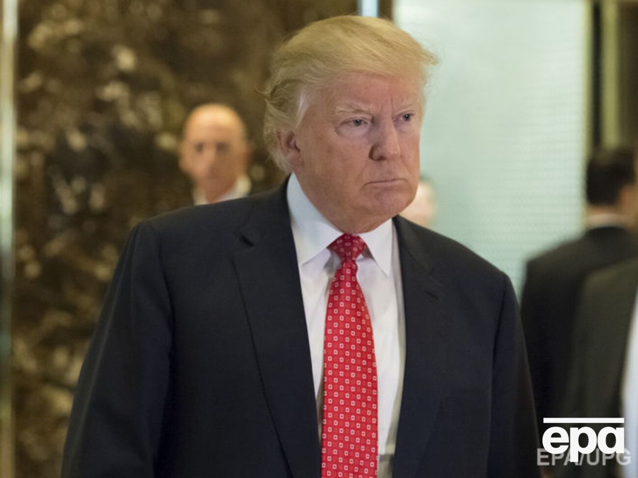 По данным разведки США, российские спецслужбы заявляют, что имеют информацию, компрометирующую Дональда Трампа