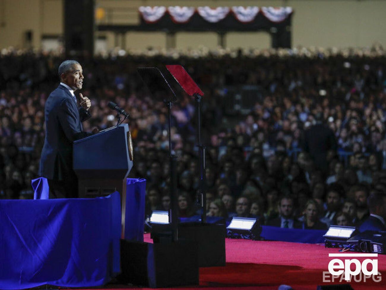 В прощальной речи Обама напомнил о необходимости бороться за демократические ценности