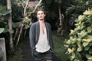 Бадоев: Ах, эти минуты и часы, которые мы живем на площадке! Я счастлив, что у меня есть допуск во вторую реальность