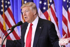 В докладе отмечается, что Трамп приглашал проституток, чтобы "осквернить" постель, на которой спали Барак и Мишель Обама