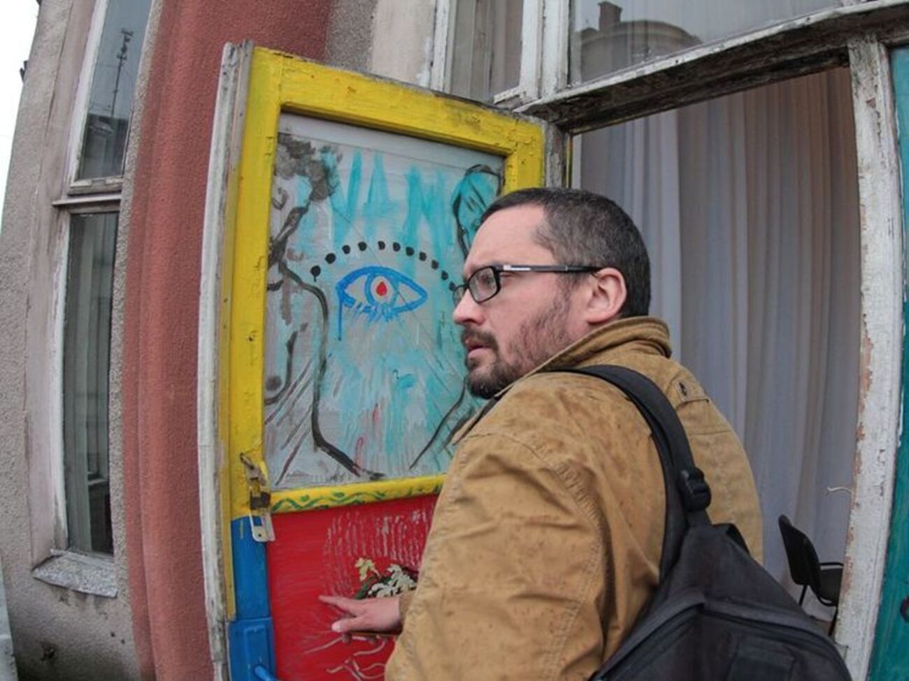 Бобровников: На вопрос, что он знает о некоем Сироте, источник заявил: "Кошелек ГУР. Лимоны в баксах ежемесячно. Наркотики, контрабанда, заказные убийства"