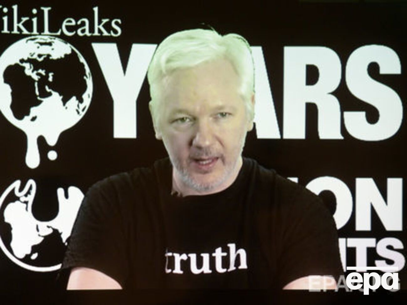 Ассанж назвал импичмент Русеф политическим переворотом