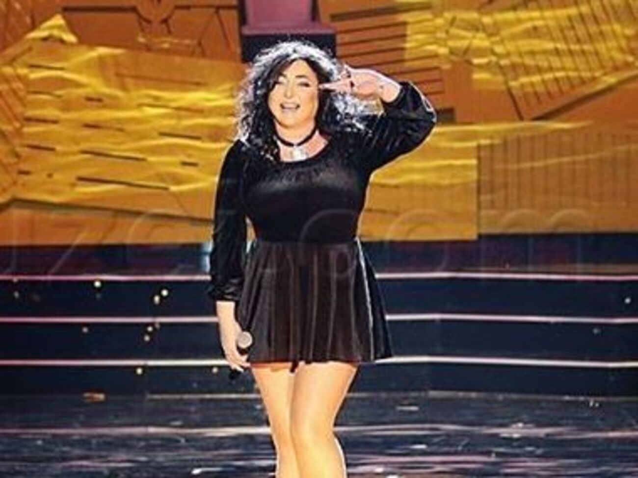 Лолита:&nbsp;Кто еще не успел прокатиться "со мной" в новогоднем поезде на Кольцевой линии метро?&nbsp;