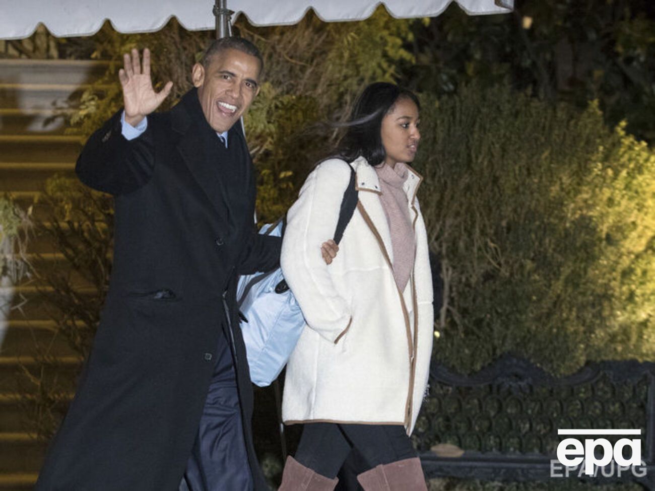 Обама с дочерью Сашей