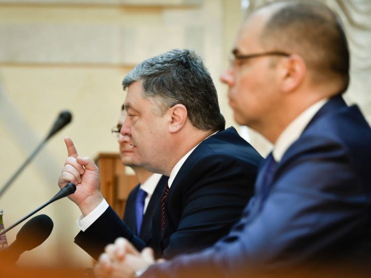Порошенко в Одессе не дал выступить чиновнику
