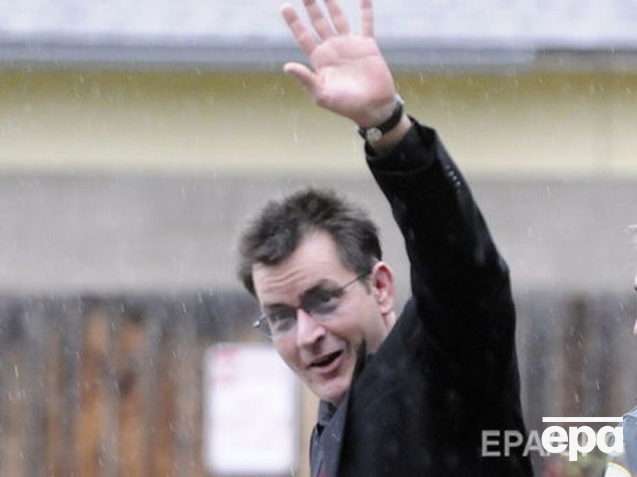 Шин не может простить Рианну после одной из вечеринок