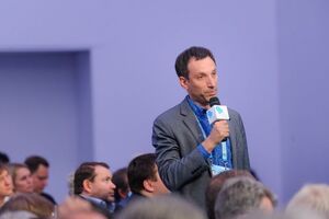 Портников: Сегодня "Дождь" можно увидеть в любом украинском телевизоре. А в каком таком российском телевизоре можно увидеть "Дождь"?