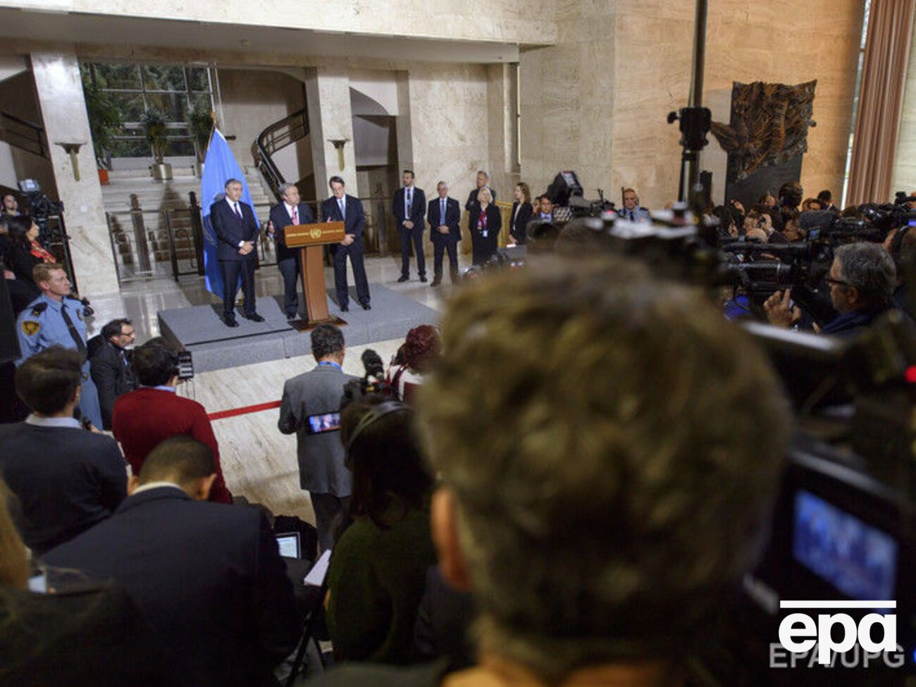 Переговоры по объединению Кипра продолжаются