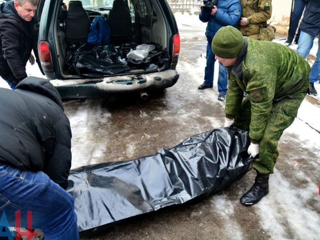Трое украинских военных погибли под Донецком 8 января