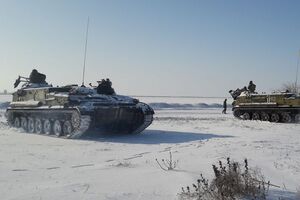 По информации Минобороны, учения проводились "в напряженном режиме" с интенсивным применением имитационных воздушных целей