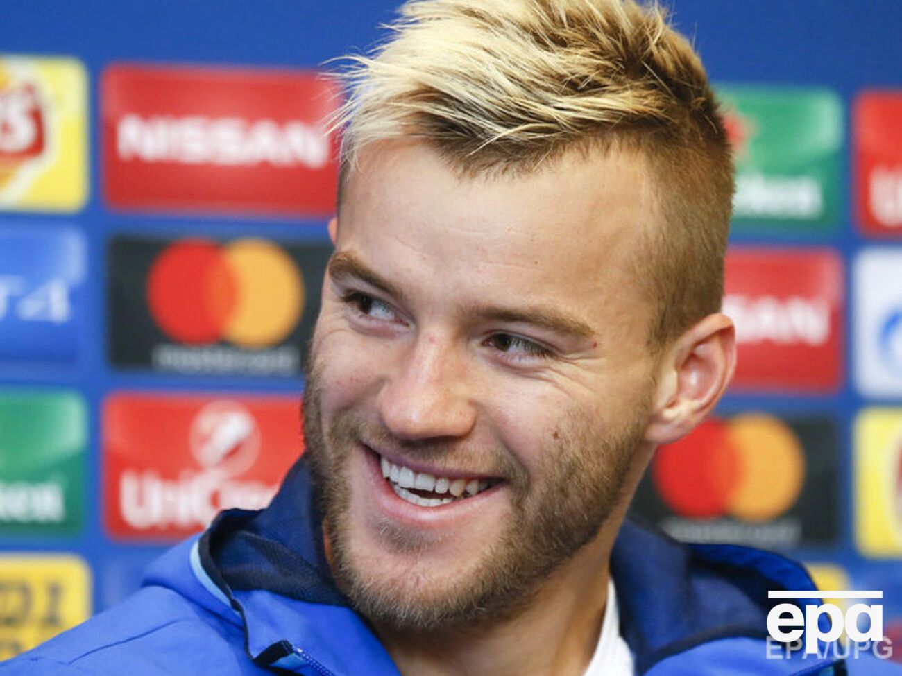 Ребров считает, что Ярмоленко (на фото) пора переходить в сильный клуб