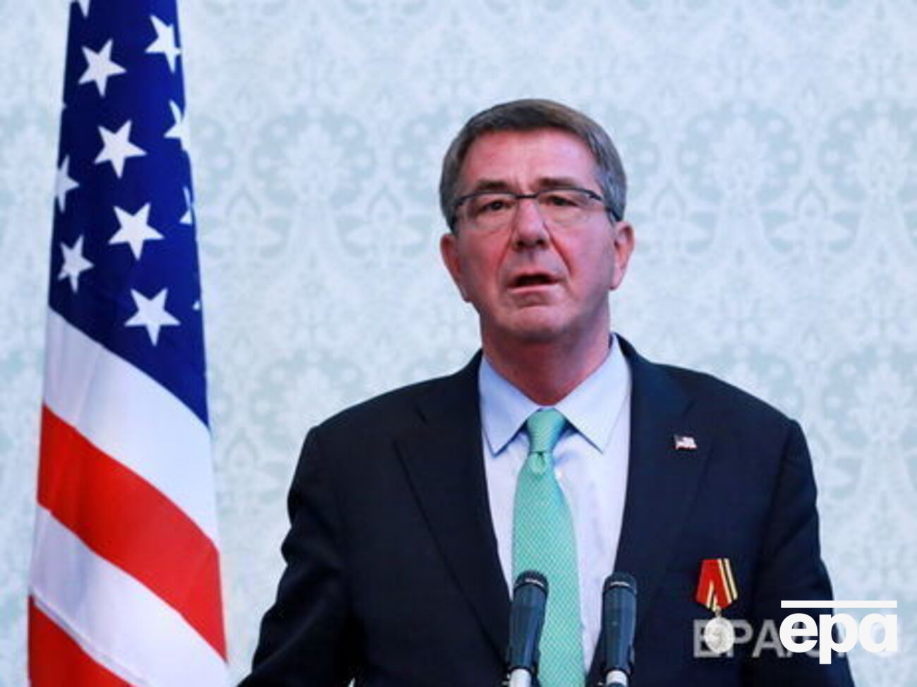 Глава Пентагона подчеркнул, что пока рано судить о том, влияют ли новые санкции на Россию