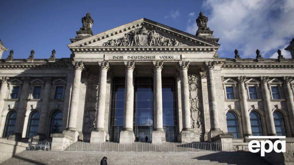 В немецком Бундестаге обвинили Россию в подрыве отношений с США