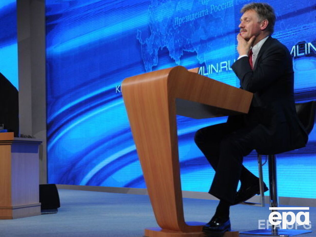 Песков отрицает переговоры о встрече Путина и Трампа