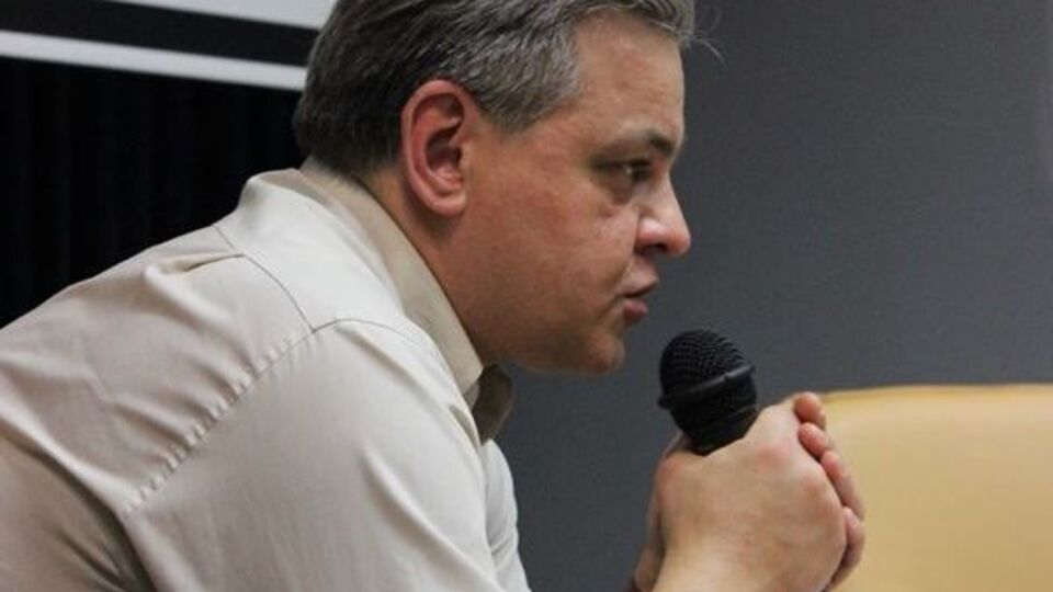 Рахманин: Человек приходит в парламент или хочет быть министром, а у него в послужном списке – работа на интернет-ресурсе или "общественным деятелем"