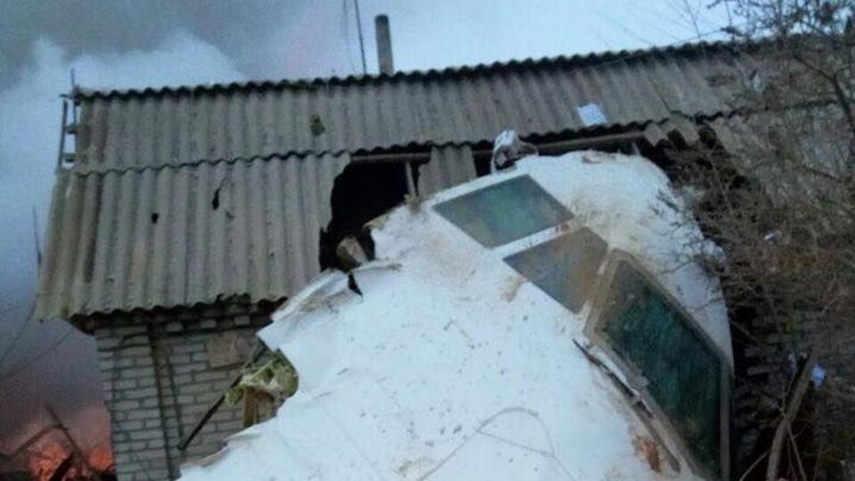 Самолет вылетел за пределы полосы при посадке